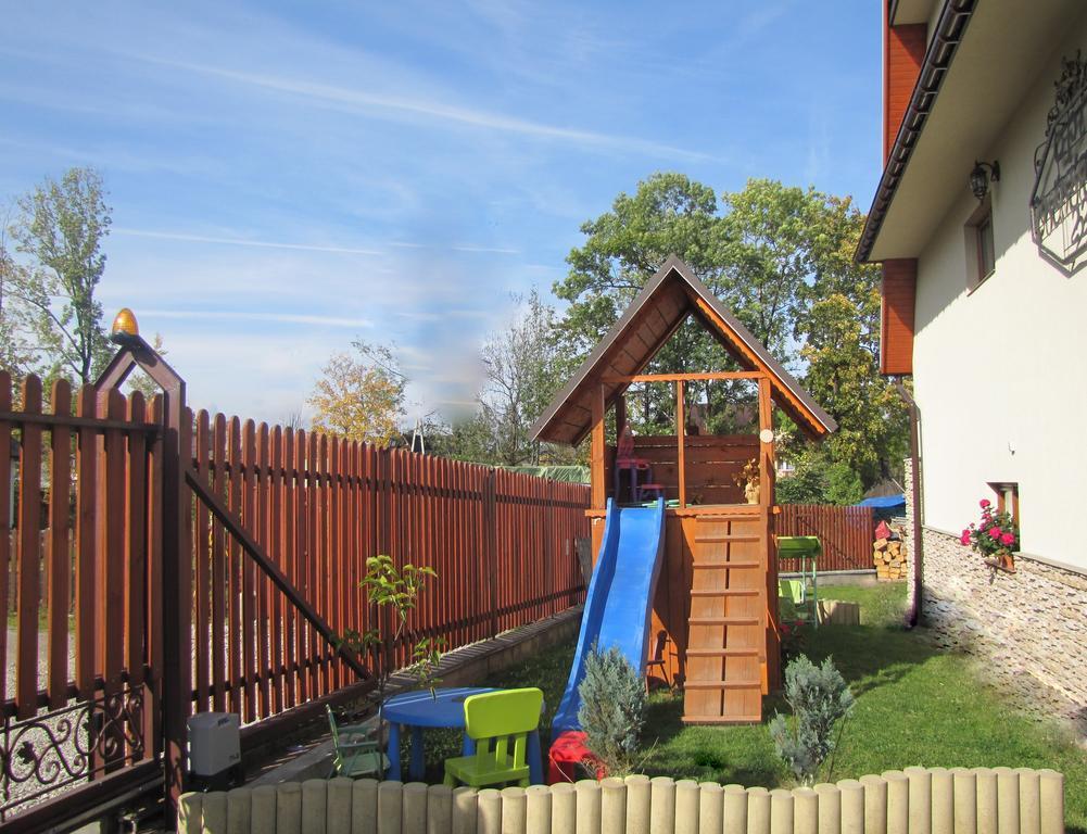 Api IV Zakopane Bed and Breakfast Exteriör bild